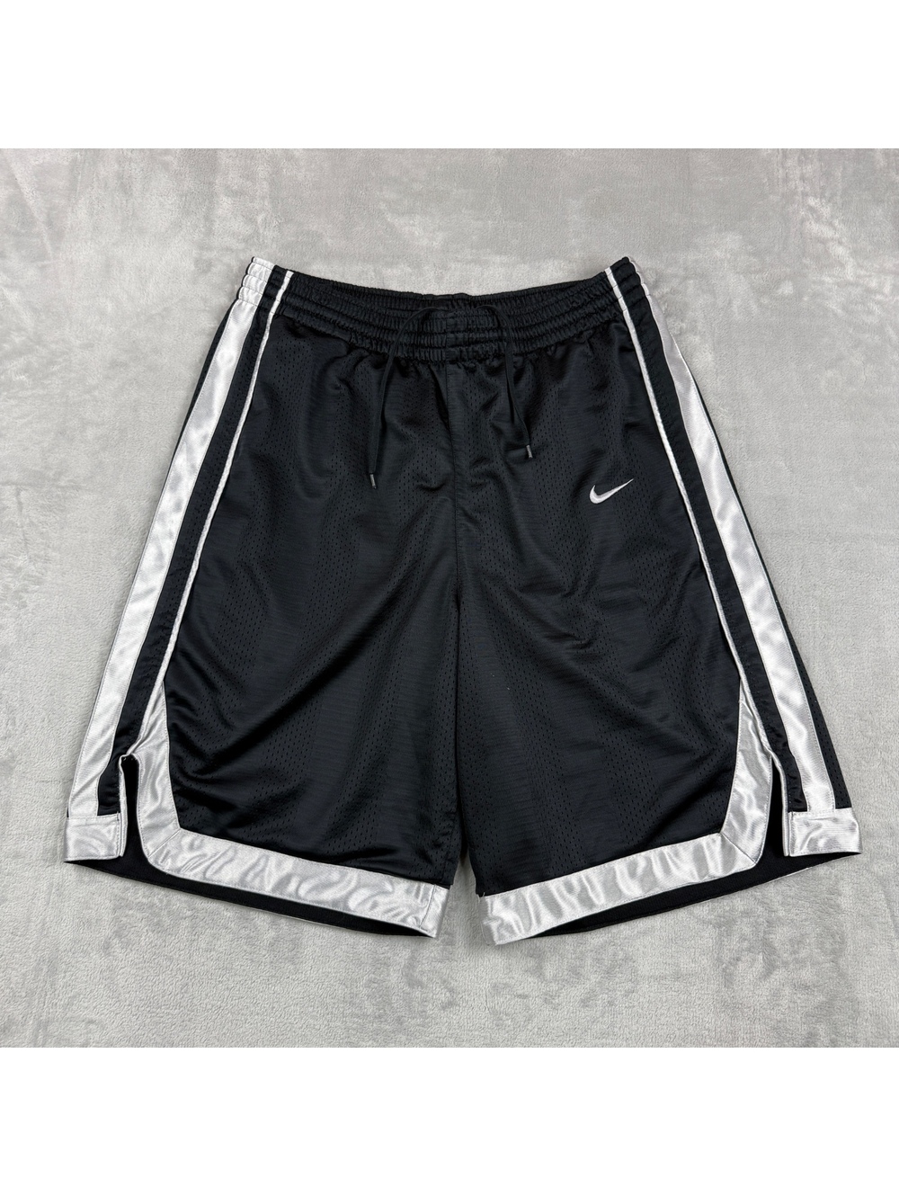 Y2K Nike Men's L Mesh Basketball Shorts Shiny Vintage Athletic Side Stripe Baggy
